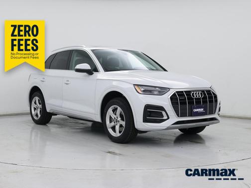 White 2023 Audi Q5 Premium