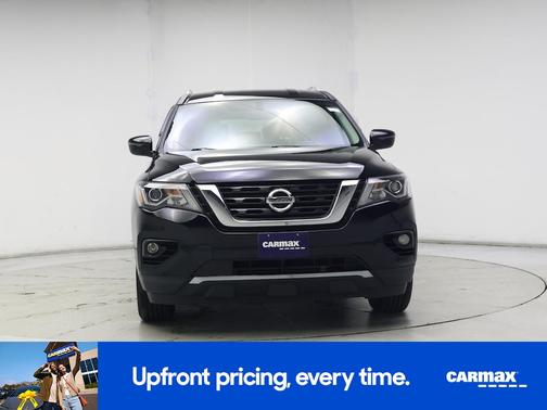 2020 Nissan Pathfinder SV