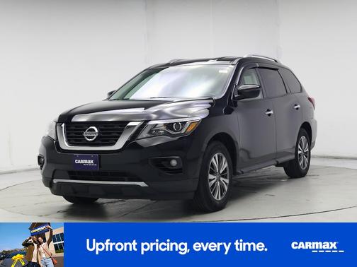 2020 Nissan Pathfinder SV