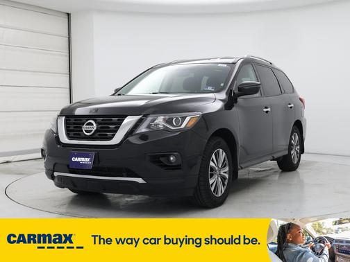 2019 Nissan Pathfinder SV