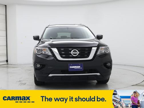 2019 Nissan Pathfinder SV