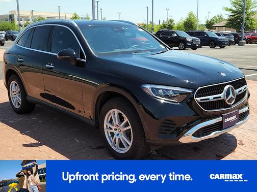 Black 2023 Mercedes-Benz GLC 300