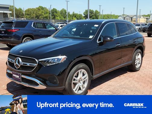 Black 2023 Mercedes-Benz GLC 300