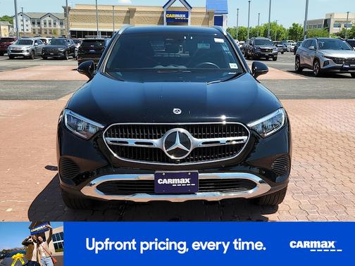 Black 2023 Mercedes-Benz GLC 300