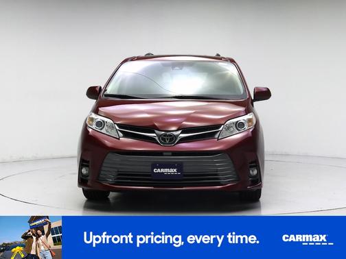 Red 2018 Toyota Sienna XLE