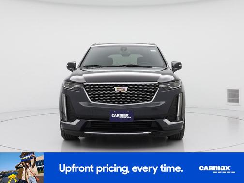 Green 2023 Cadillac XT6 Luxury