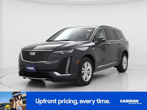 Green 2023 Cadillac XT6 Luxury
