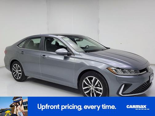 2025 Volkswagen Jetta SE