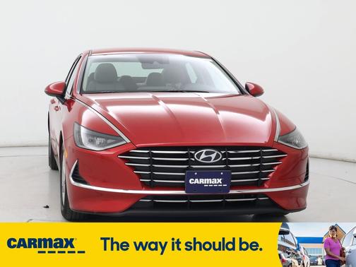 2022 Hyundai SONATA SE
