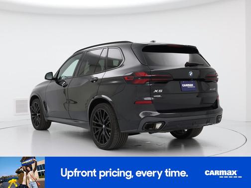 Black 2024 BMW X5 xDrive40i