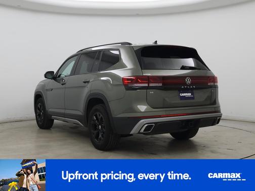 Green 2025 Volkswagen Atlas Peak Edition