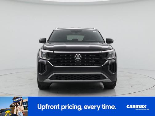 Black 2024 Volkswagen Atlas Cross Sport SE w/Tech