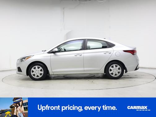 2019 Hyundai Accent SE