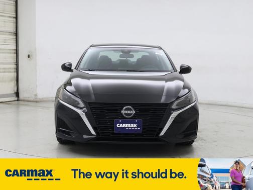 2023 Nissan Altima SV