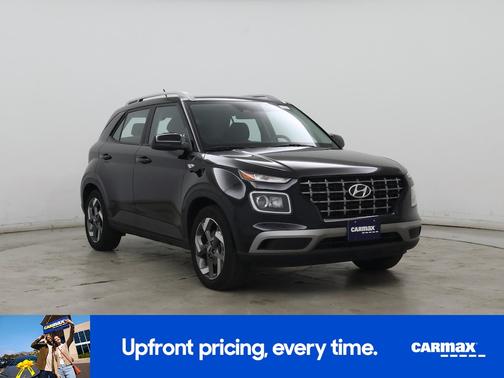 Black 2024 Hyundai VENUE SEL