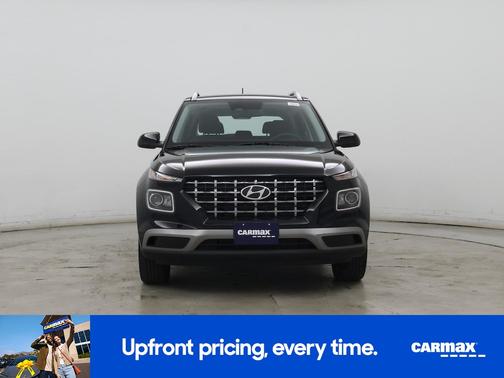 Black 2024 Hyundai VENUE SEL