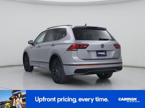 Gray 2022 Volkswagen Tiguan SE R-Line Black