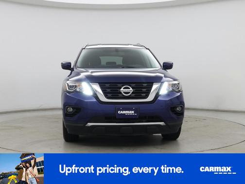 2019 Nissan Pathfinder SV