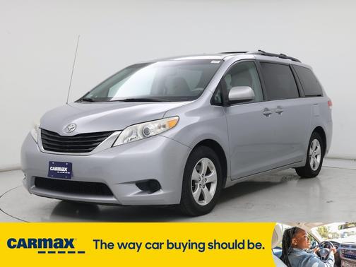 2014 Toyota Sienna LE