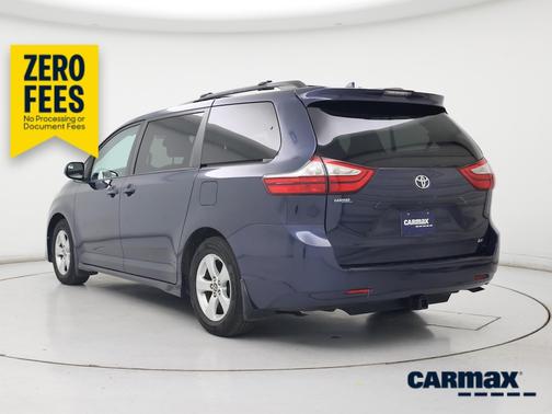 Blue 2018 Toyota Sienna LE