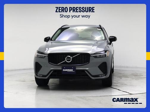 Gray 2024 Volvo XC60 B5 Core Dark Theme