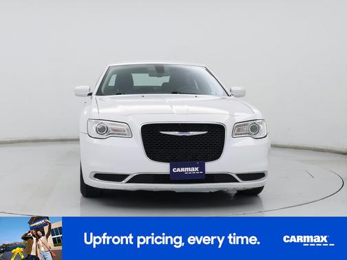 White 2022 Chrysler 300 Touring