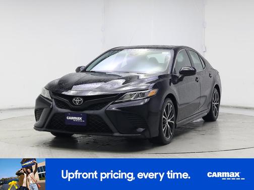 Black 2020 Toyota Camry SE