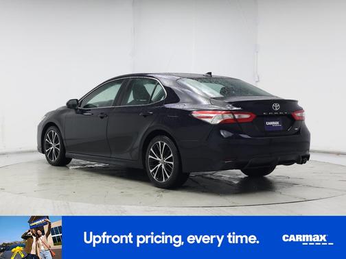 Black 2020 Toyota Camry SE