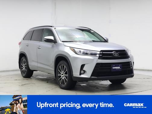 2017 Toyota Highlander SE