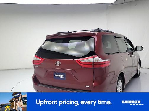 Red 2017 Toyota Sienna XLE