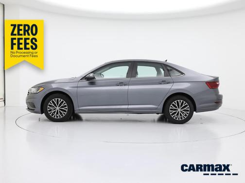 Gray 2021 Volkswagen Jetta SE