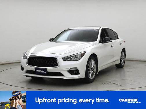 White 2019 INFINITI Q50 Luxe