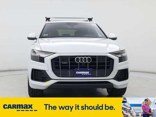2019 Audi Q8 Premium Plus