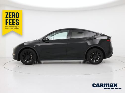 Black 2023 Tesla Model Y Long Range