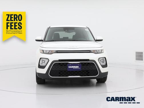 White 2022 Kia Soul S