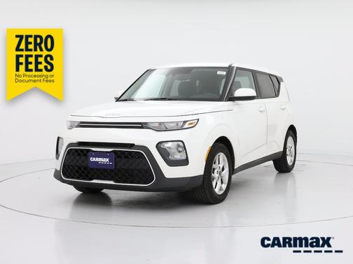 White 2022 Kia Soul S