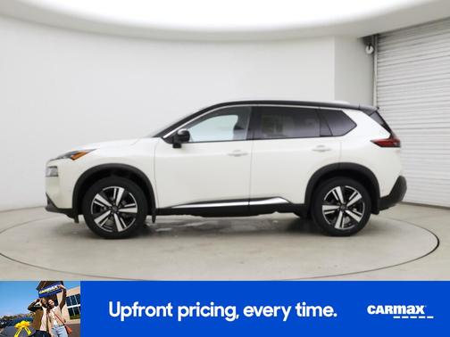 White 2023 Nissan Rogue SL