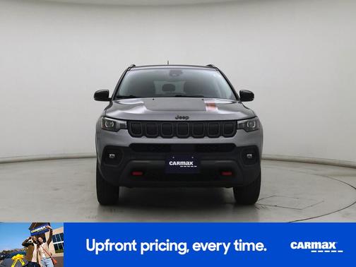 Silver 2022 Jeep Compass Trailhawk