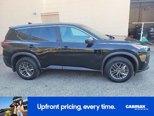Black 2021 Nissan Rogue S