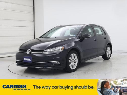 2018 Volkswagen Golf SE