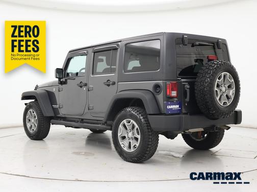 Gray 2017 Jeep Wrangler Unlimited Rubicon