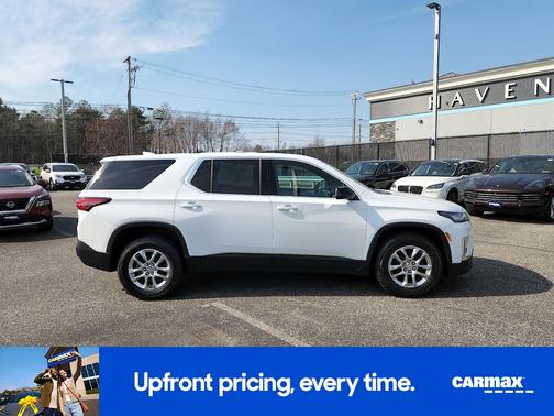 White 2023 Chevrolet Traverse LS