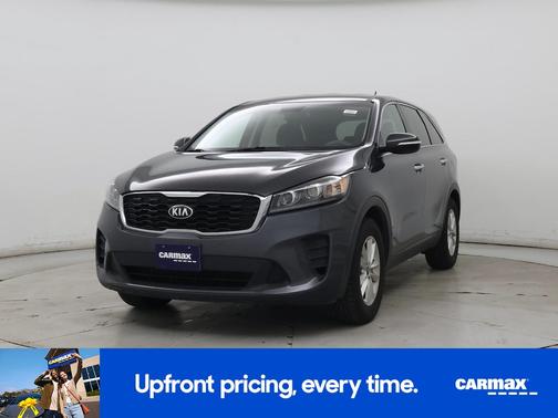 Gray 2019 Kia Sorento LX