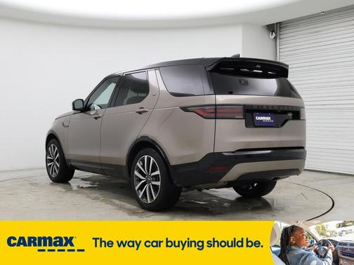 2022 Land Rover Discovery R-Dynamic S