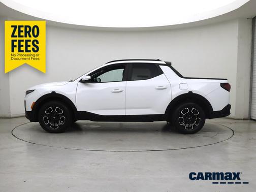 White 2022 Hyundai SANTA CRUZ SEL Premium