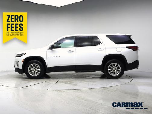 White 2023 Chevrolet Traverse LS