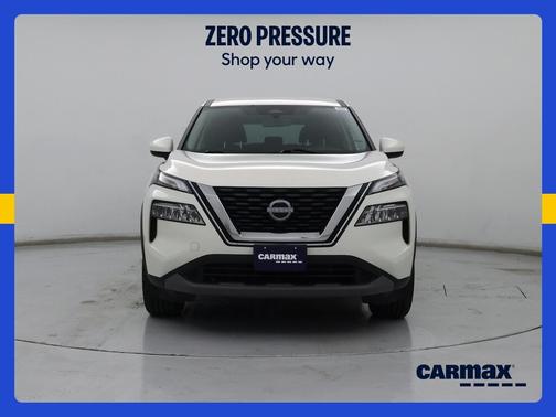 White 2023 Nissan Rogue SV