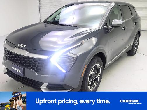 Gray 2024 Kia Sportage LX