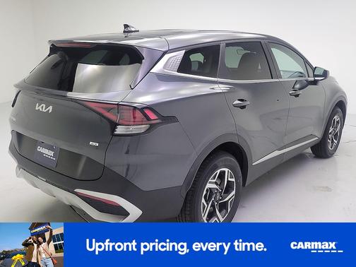 Gray 2024 Kia Sportage LX