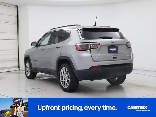 Silver 2022 Jeep Compass Latitude Lux